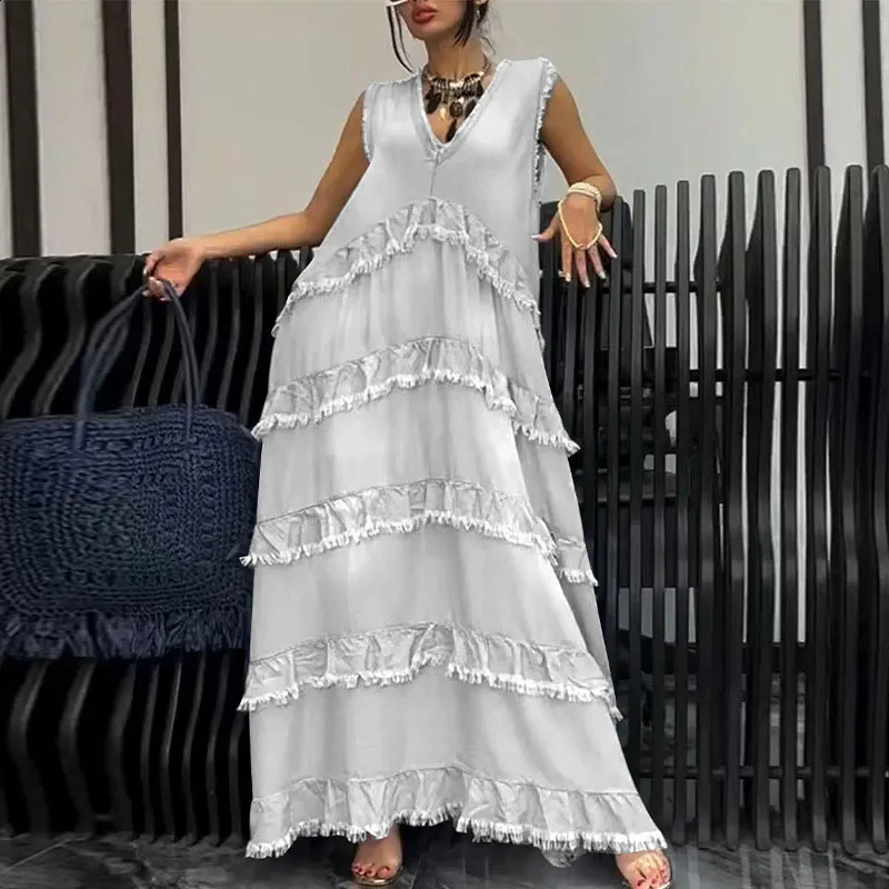 Summer Patchwork V-neck Denim Pullover Dress Elegant Women Layered Ruffle Party Dress Retro Sleeveless Jeans Long Dress 240810