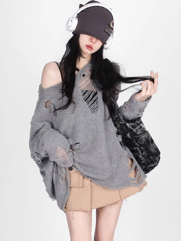Zoki Hip Hop Hole Sweater Women Streetwear Hollow Out Y2K Jumpers American Retro Long Sleeve Lazy Wind Loose Harajuku Lady Tops 240812