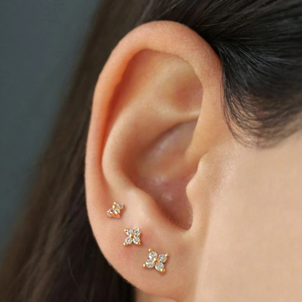 Dainty Flower Stainless Steel Stud Earrings for Women Piercing Cartilage Ear Ring Cute Zircon Gold Color Clover Jewelry Gift 240807