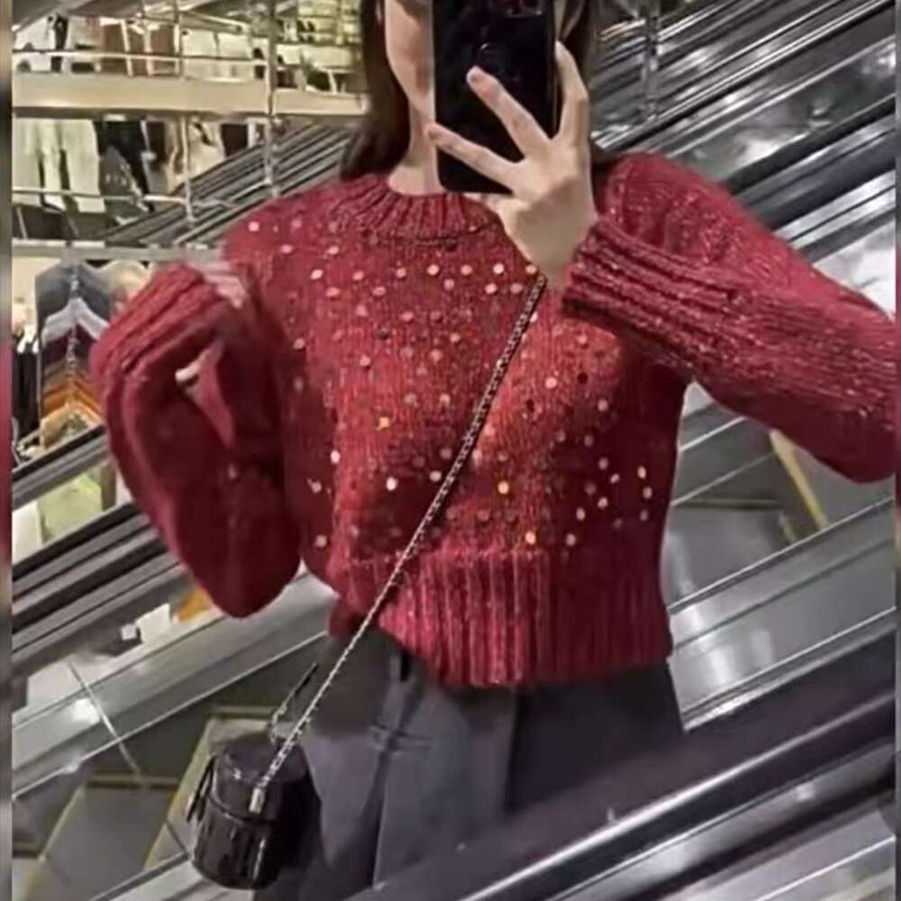 French sequin knit top for women's autumn and winter, new lazy style pullover with round neck, heavy-duty, super beautiful short sweater dongduma