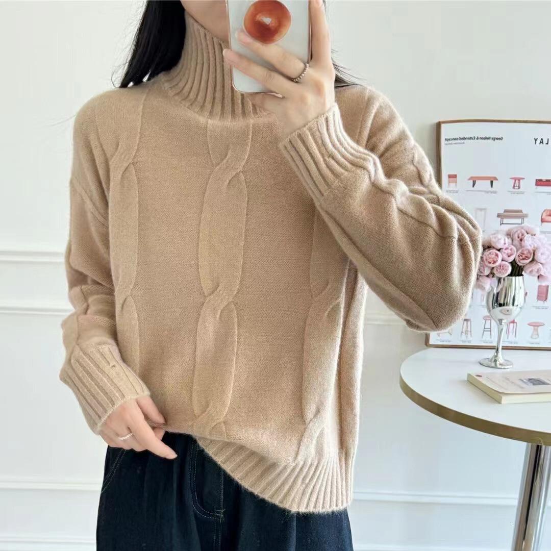 Wind Fried Dough Twists High Collar Pullover Sweater Autumn and Winter New Style Solid Color Broken Knit Undercoat for Women dongdumaoyi