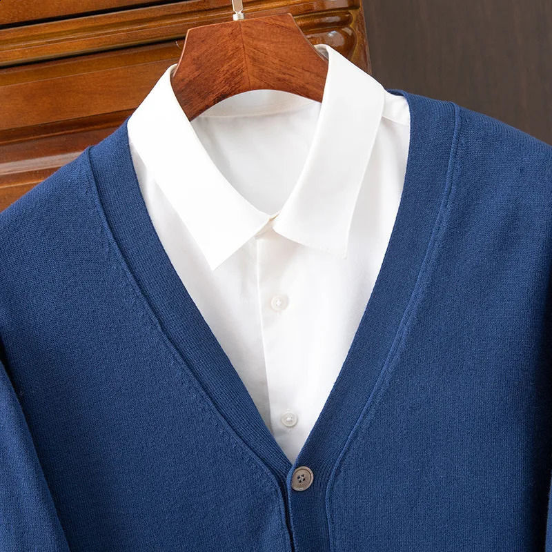 Cashmere sweater mens Vneck warm thick loose casual autumn winter knitted wool plus size M5XL 240824