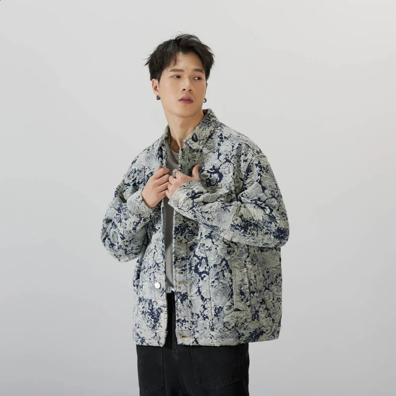 Spring and Autumn denim jacket broken Korean version of the street fashion loose casual retro personality jacquard jacket 240816