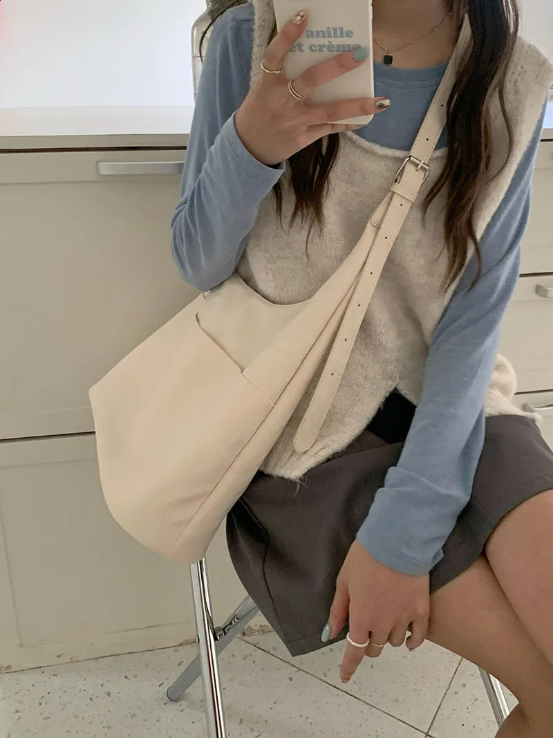 Solid Color Womens Commute Shoulder Bag Soft PU Leather Female Crossbody Bags Simple Large Capacity Ladies Tote Purse Handbags 240810