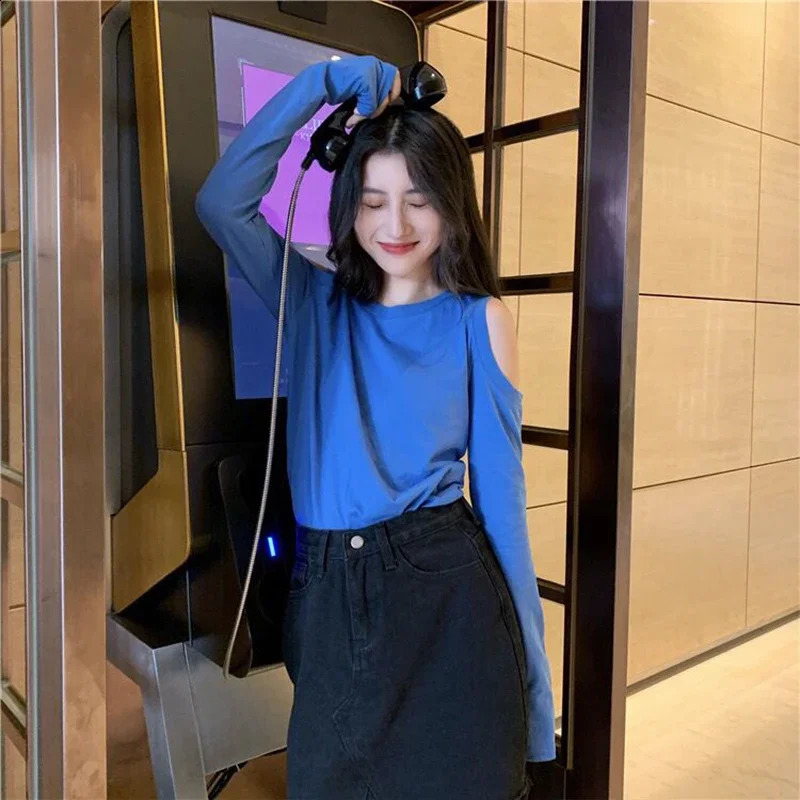 sexy shoulder long sleeved womens loose Instagram fashion casual temperature top for spring and autumn 240809