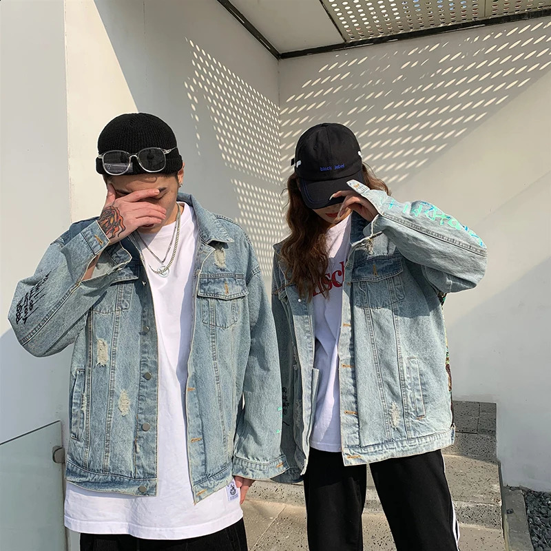ABOORUN Mens Hip Hop Denim Jackets Fashion Graffiti Printed Denim Jackets Streetwear Oversize Coat for Male R1200 240810