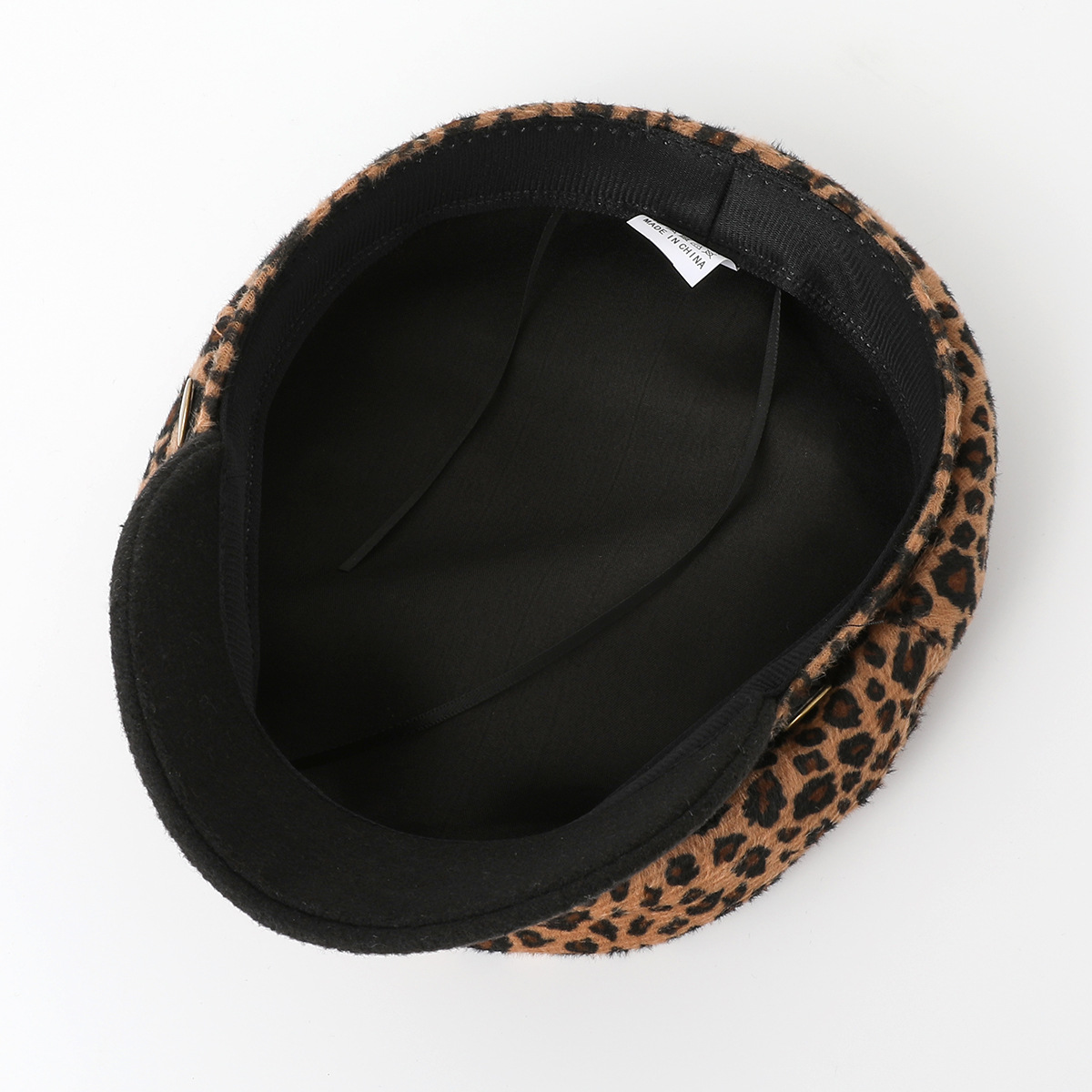 Women hats 2024 new winter warm beret fashionable leopard print hat solid color 240810