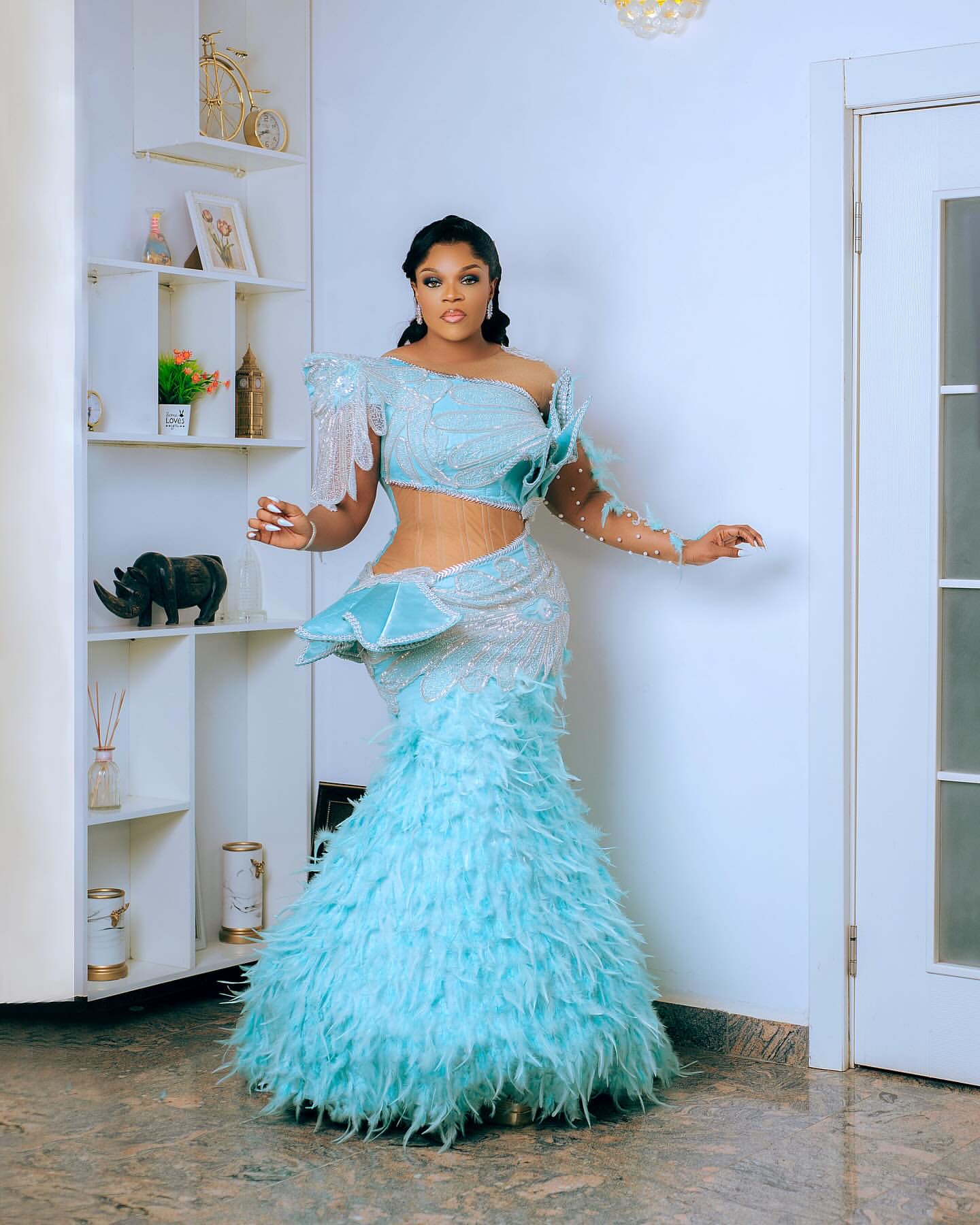 2024 Plus Size Light Sky Blue Mermaid Prom Dress Lacefull Promdress Feathers Crystals Evening Formal Party Second Reception Birthday Engagement Gowns 