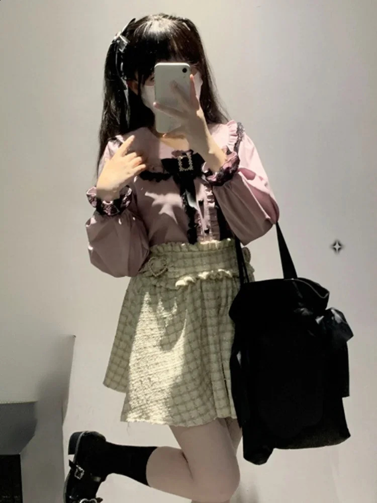 Sweet Lolita Blouses Womens SpringSummer Japanese Fashion Harajuku Lace Bow Long Sleeve Shirt for Girls Kawaii Top Blusas Camisas 240810