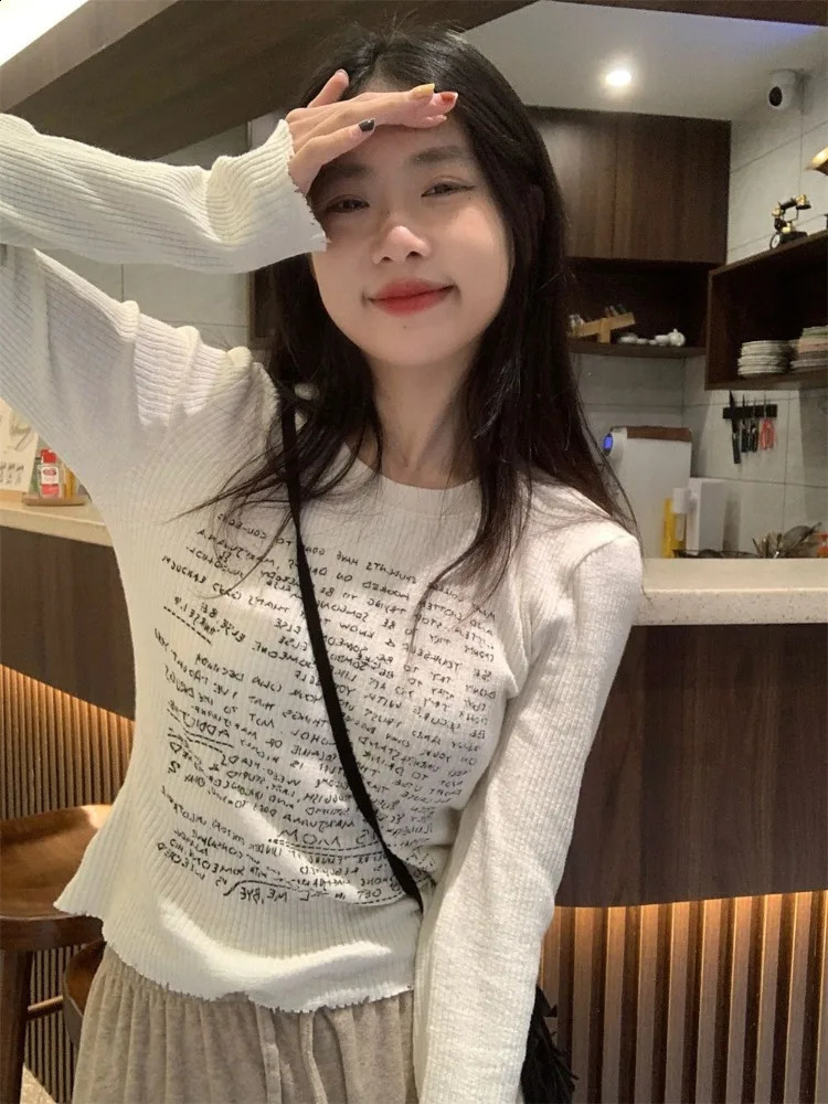 Casual simple letter printed Oneck Tshirt Y2k EGirl long sleeved slim fit summer white bottom top for women 240810