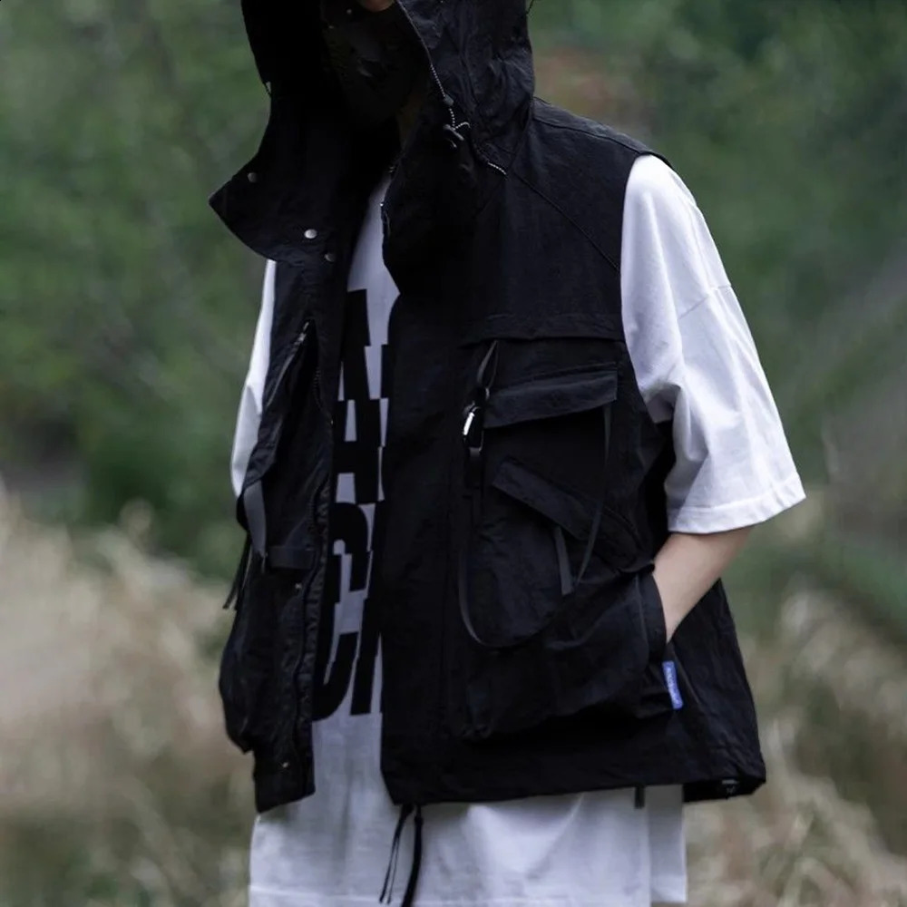 Mens Y2k Hooded Vest Summer Thin American Tactical Functional Couple Vest Waistcoat Jacket Casual Solid Color Workwear Vest 240810