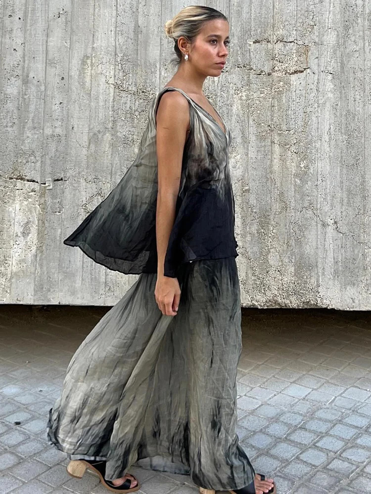 TRAFZA Summer Female Chic Suits Dew Shoulder Tie-dye Printed V-Neck Sling Vest TopSide Zipper Pleated Mid-length Skirt Mujer 240810