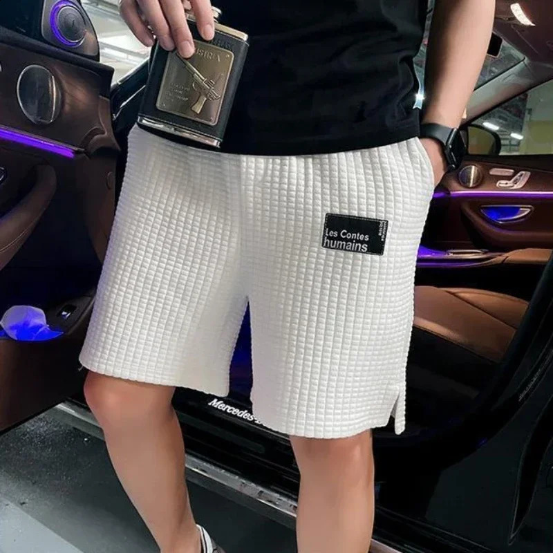 Mens shorts waffle white loose mens shorts with wide pockets Y2k pants 2024 personalized 3rd quarter elastic essential Xxl240810