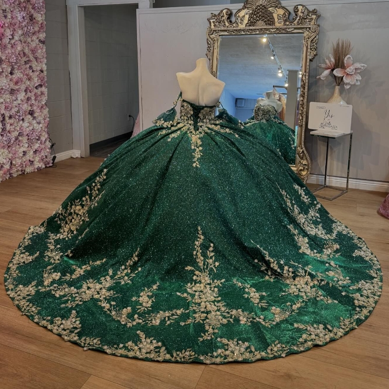 Emerald Green Quinceanera Dresses For 16 Girl Off the Shoulder Gold Applique Lace Beads Crystal Princess Ball Gown 15th Birthday Prom Dress
