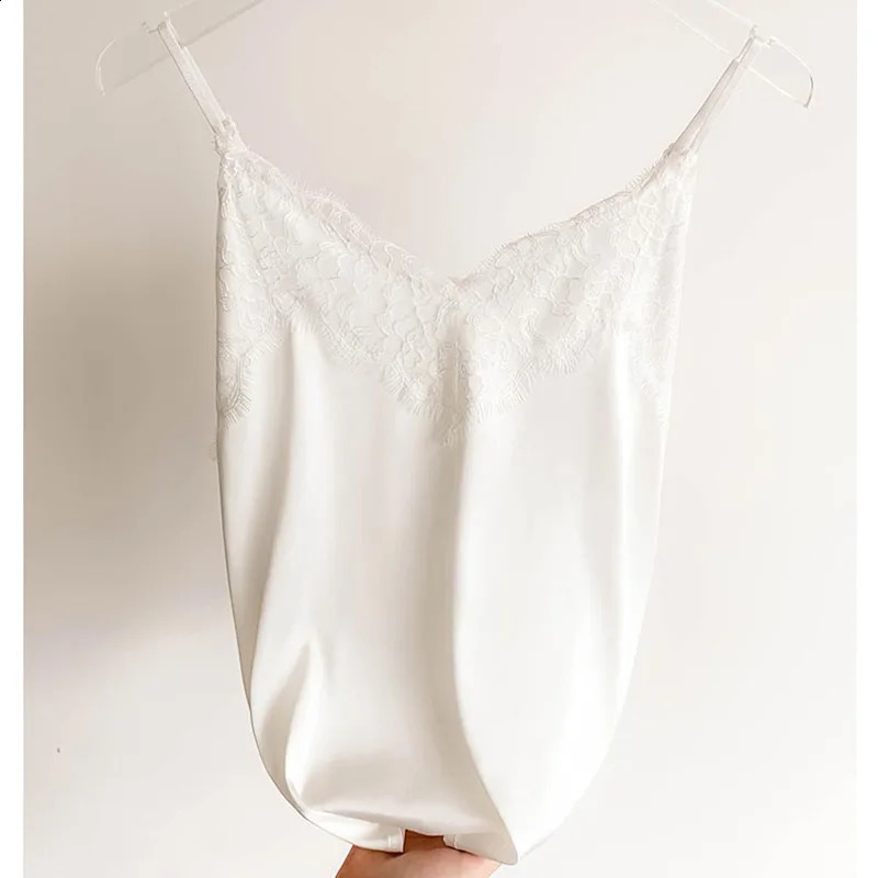 Sexy Lace Camisole Women Silk V-neck Tops Summer Sleeveless Casual Tank Tops Female Slim Soft Satin Basic Tops Plus Size 240810 - view 4