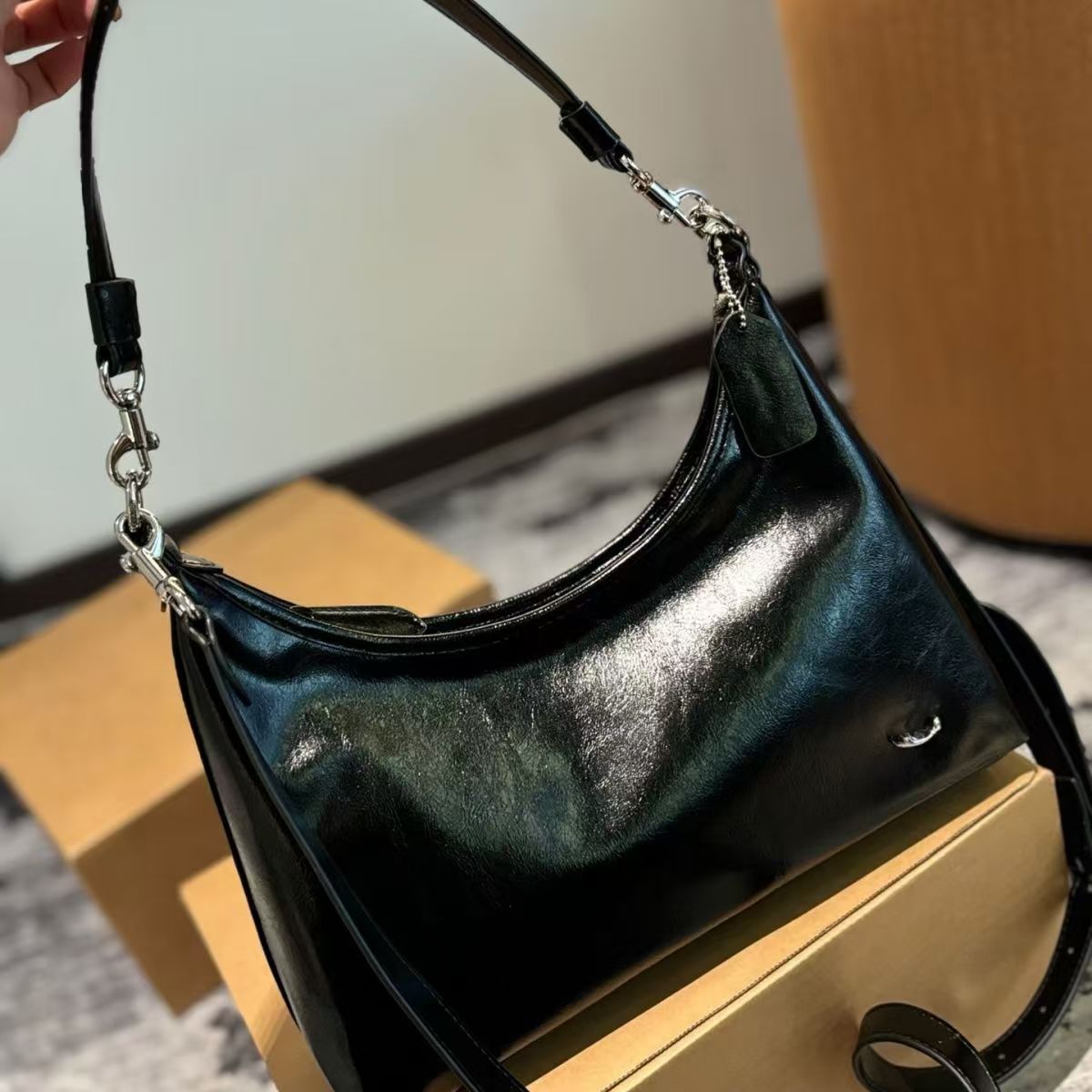 Handbag designer bag, wallet, fashionable handbag, leather crossbody bag, women's bag, casual multifunctional large capacity composite shopping bag