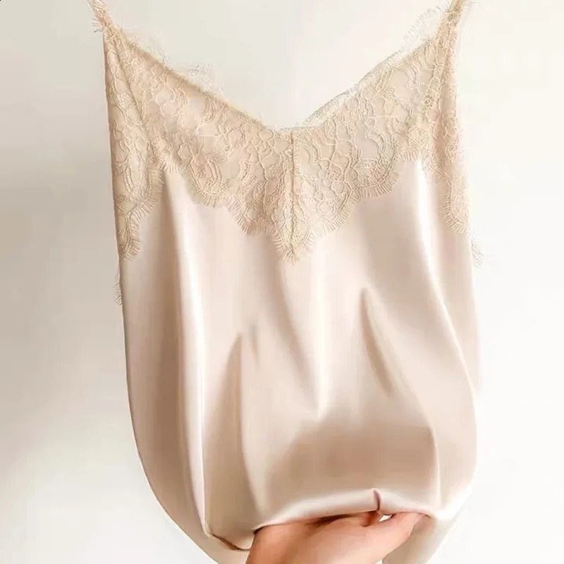 Sexy Lace Camisole Women Silk V-neck Tops Summer Sleeveless Casual Tank Tops Female Slim Soft Satin Basic Tops Plus Size 240810 - view 5