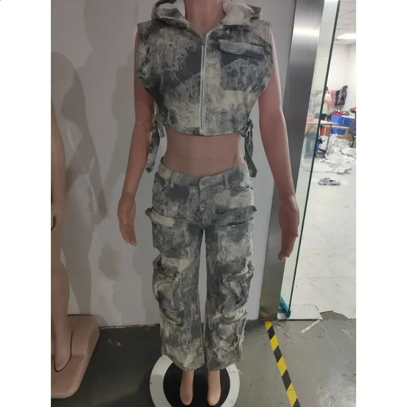 Womens Denim 2-Piece Streetwear Sleeveless Zip Crop Top Cargo Pants