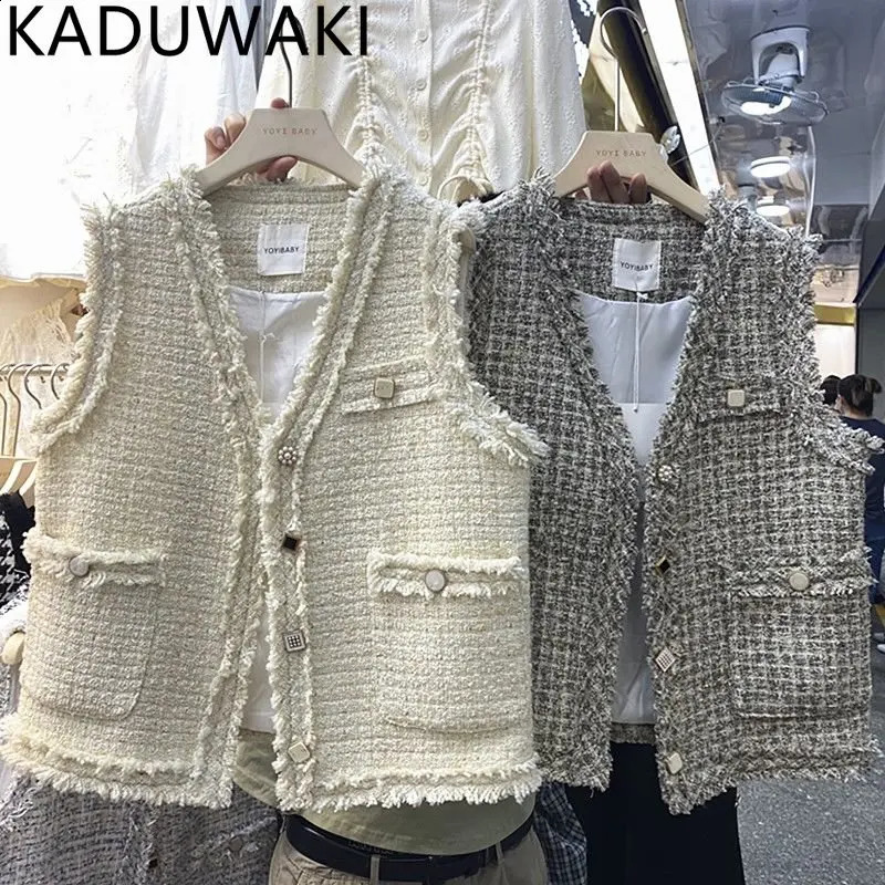 Small Fragrant Tweed Vest Women V Neck Sleeveless Outer Tank Tops Jacket Women Autumn Winter French Style Chic Waistcoat 240810