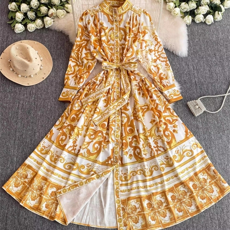 Runway red blue white porcelain printed holiday long skirt for women standing single chest loose lace top with pants vest240810