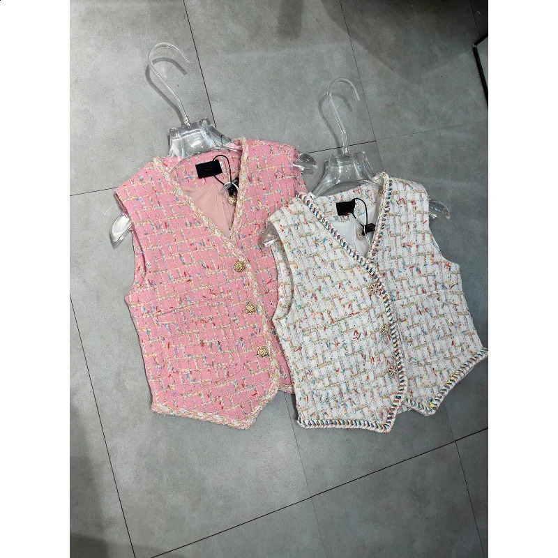 French V-neck Small Fragrant Vest Womens Summer Vintage Wind Casual Simple Korean High Quality Chic Tweed Vest Short Lady Coat 240810