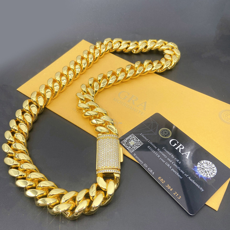 Miami Cuban Link Chain Necklace Designer Men 12MM 14MM Wide Micro Inlaid Moissanite Diamond in Buckle Rock Rapper Hip Hop 18K Gold Jewelry Women Perso