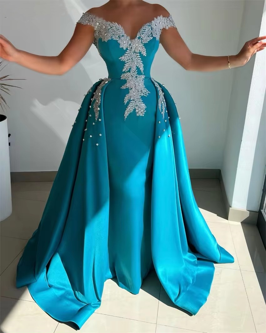 Sexy Off Shoulder Mermaid Prom Dresses 2025 WHite Lace Pearls Plus Size Formal Evening Ocn Gowns With Overskirt Train