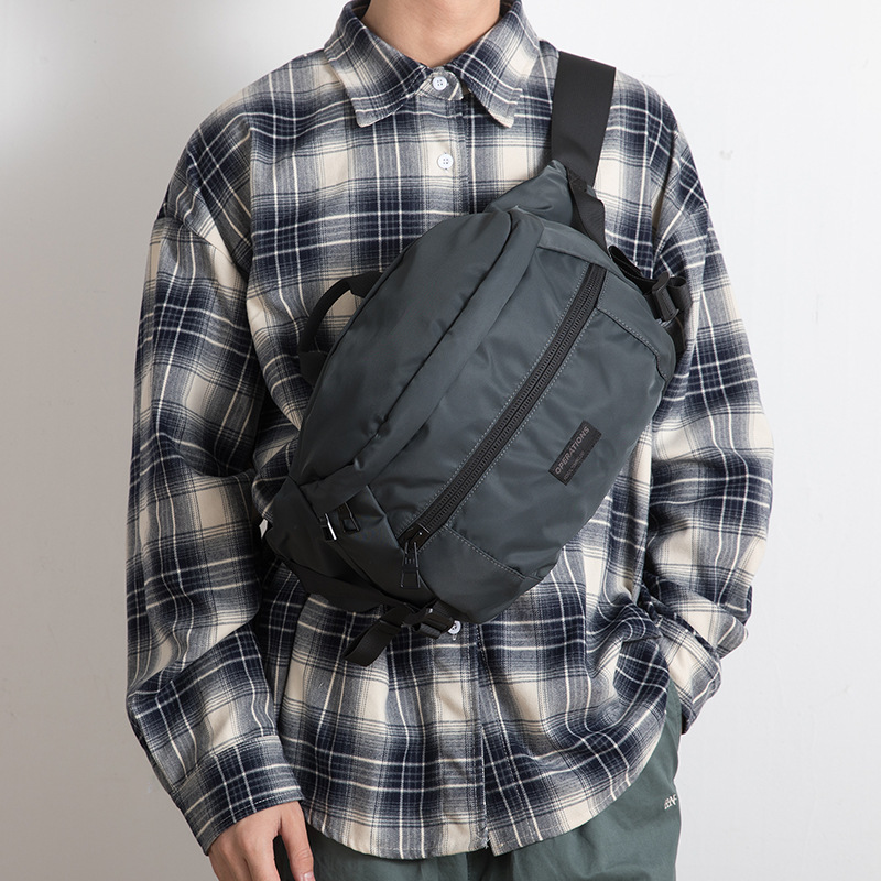 Japanese large capacity men's chest bag sports trend crossbody bag Oxford cloth waterproof outdoor Fanny pack personality riding bag