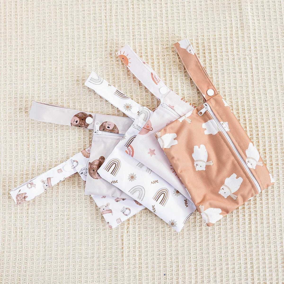 2 waterproof wet bags of different sizes Baby clothes Diaper and lotion pump parts Organizer W240812