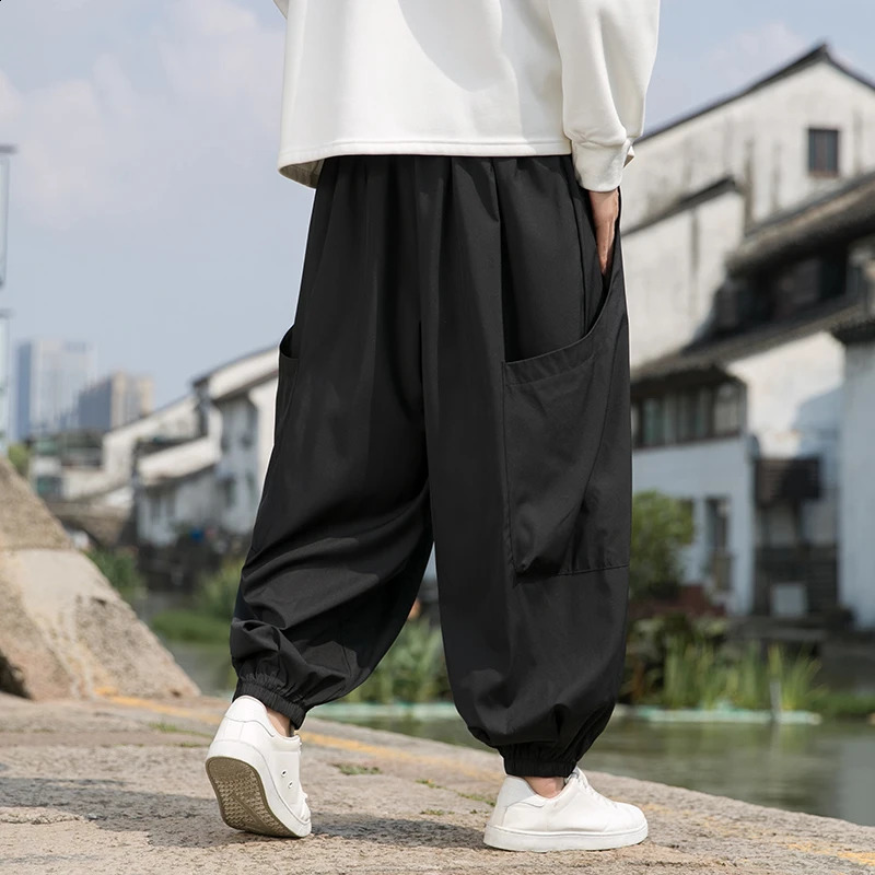 Pants Men Harajuku Casual Jogging Pants Mens Black Thin Fashion Loose Harlem Wide Leg Trousers Vintage Sweatpants Plus Size 5XL 240812