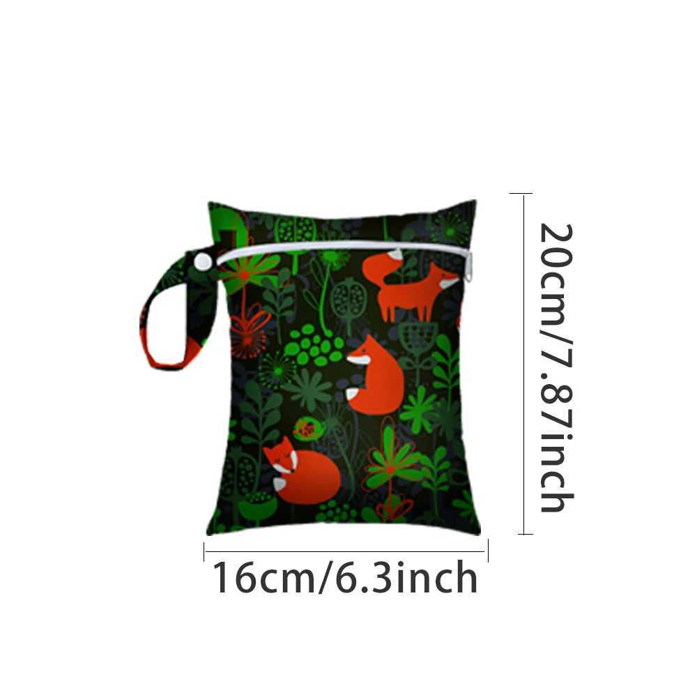 AI2 16 * 20cm waterproof baby cloth sleepwear diaper bag washable PUL printed fabric zipper wet bag W240812