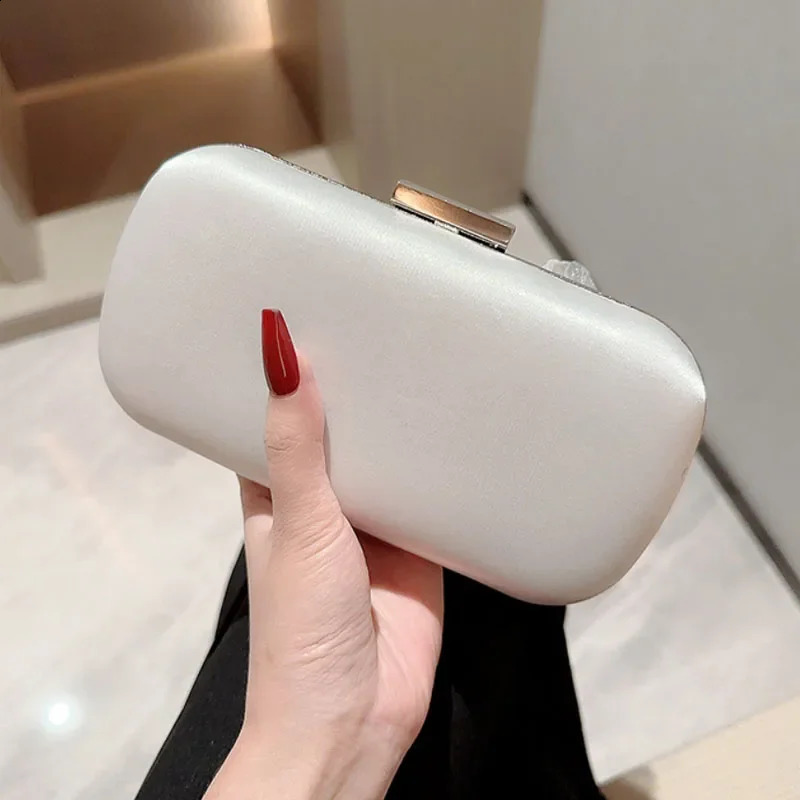 Elegant and fashionable silk decorative clutch womens evening bag white satin handbag wedding party small wallet 240810