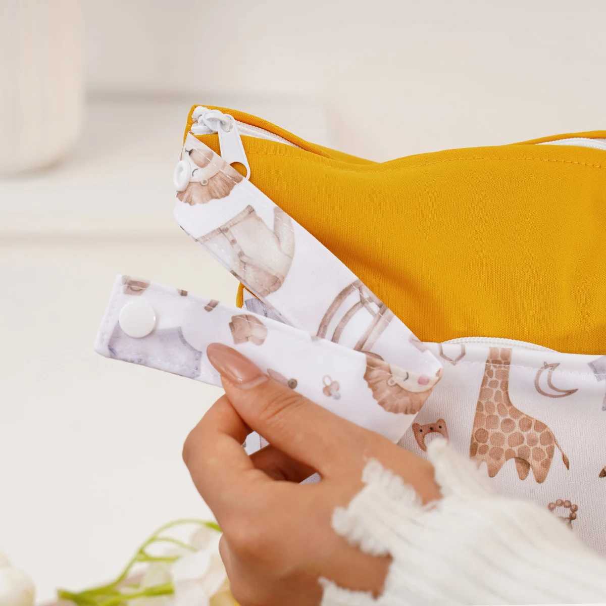 Elinfant waterproof urine bag wet dry bag swimming and gym portable mother bag W240812