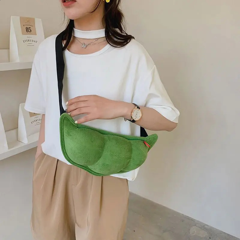 2023 Personality Creative Edamame Shape Ladies Messenger Bag Plush Pea Shoulder Fun And Funny Chest Bolsa De Mensajero 240812ZYl