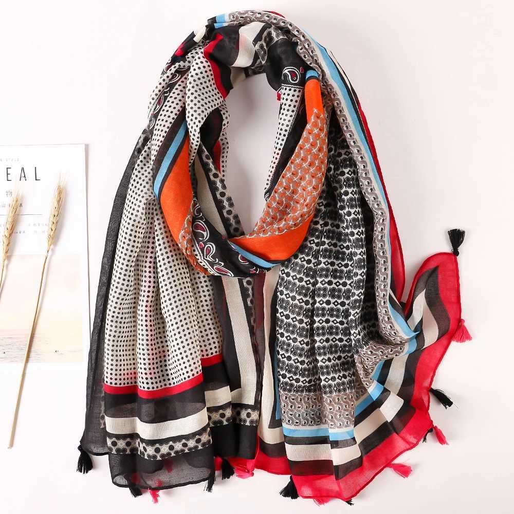 Luxury brand 2021 cotton scarf womens large shawl Pashmina Muslim headscarf Foulard design printing womens beach hair stealing scarf Pareo W240810