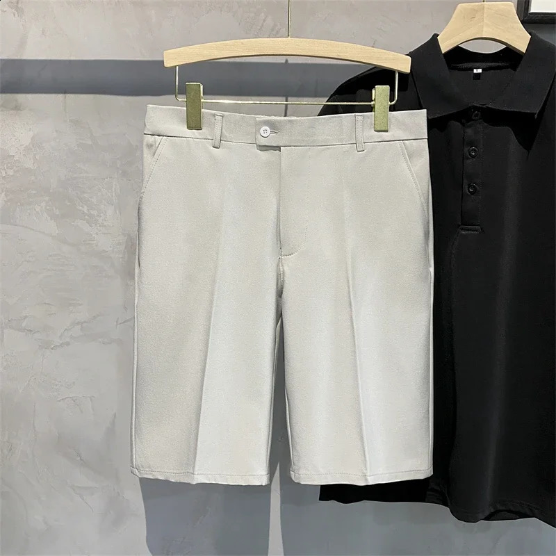 Korean Fashion Men Chinos Shorts Summer Knee Length Pleated Shorts Work Wear Street Fashion Solid Color Plus Size 38 240812