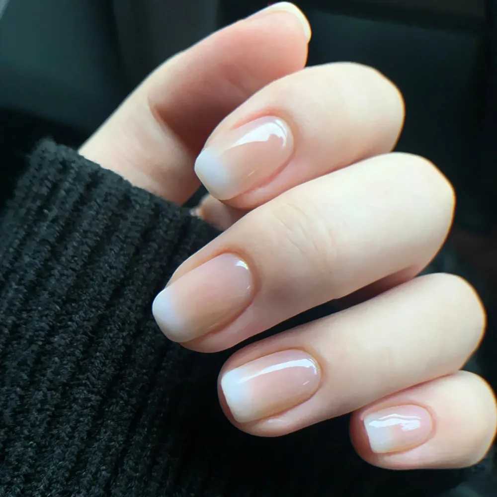 24pcs simple gradient fake nails with diamond short square fake nails wearable white French press nail on finished nail tips W240810