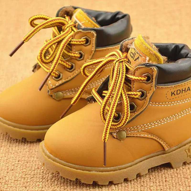 2023 Winter and Autumn Childrens Boots Girls and Boys Plush Boots Casual and Warm Ankle Shoes Childrens Fashion Sports Shoes Baby Snow Boots W240810