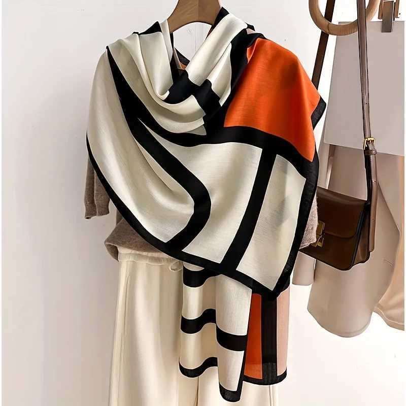 2024 New Contrast Color Scarf Thin Breathable Soft Comfortable Shawl for Spring and Summer Windproof and Sunscreen Womens Travel Scarf W240810