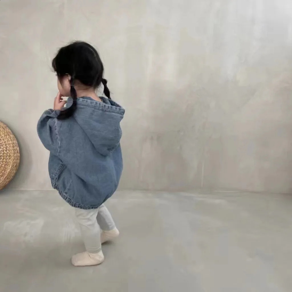 Autumn Baby Girls Denim Hooded Sweatshirt Infant Toddler Long Sleeve Casual Coat Fashion Boys Loose Hoodie Children Clothes 240806