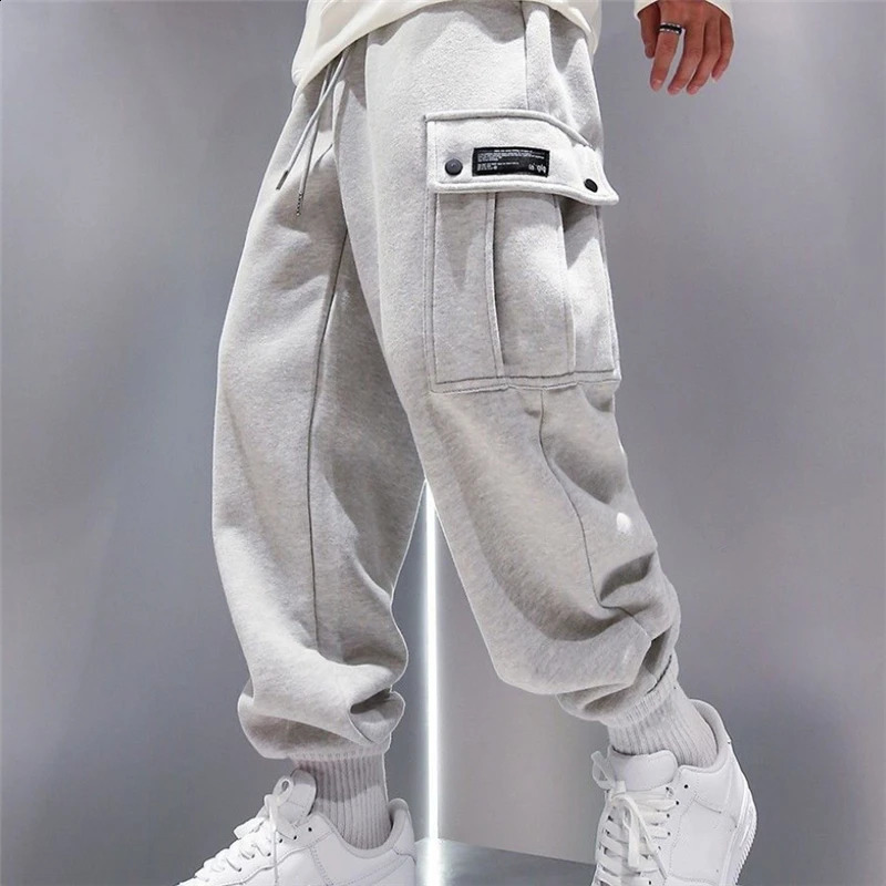 Arrival Trendy Men Sweatpants Plus Size Winter Loose Trouser Outdoor Male Pocket Warm Comfort Jogging Sport Pants Pantalones 240812