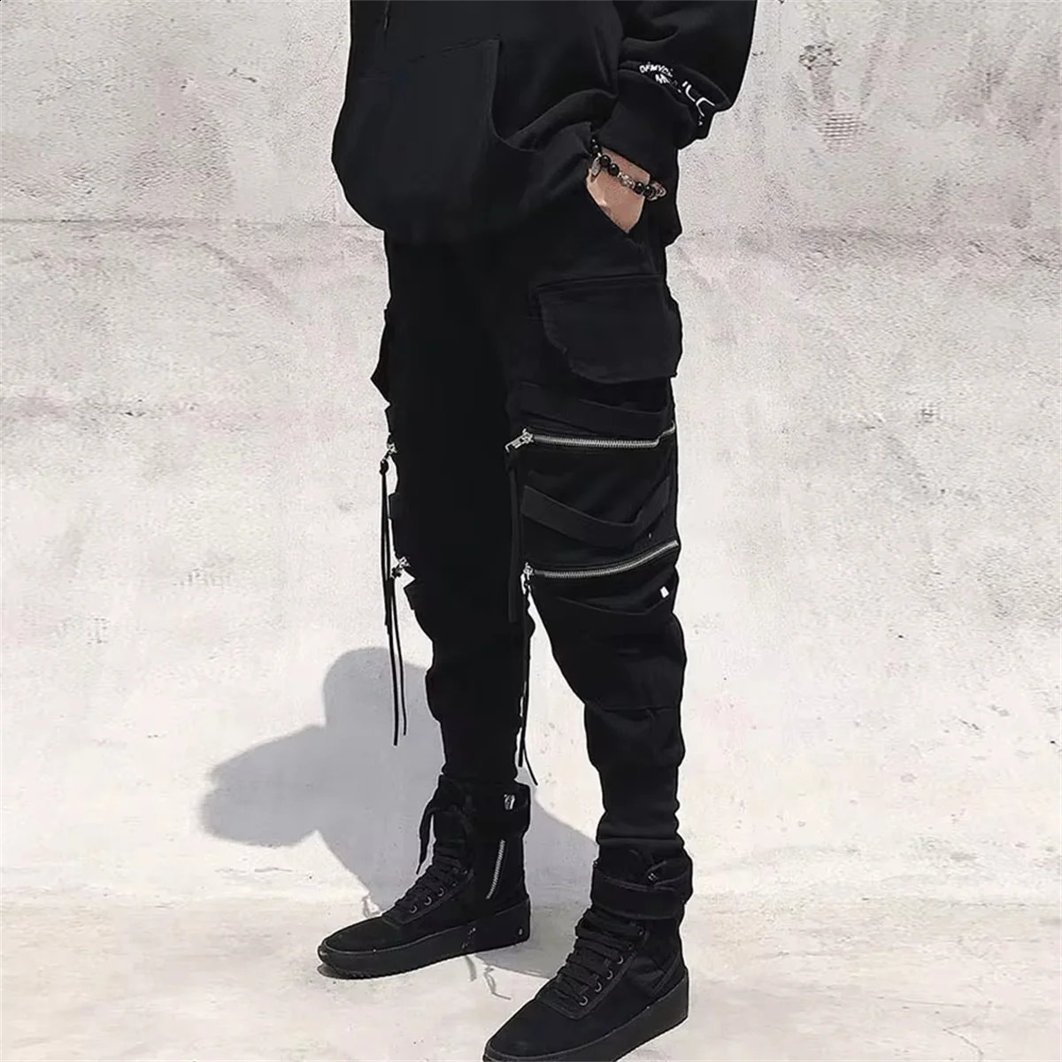 Cargo Pants Hip Hop Joggers Men Loose Harem Pants Multi-pocket Ribbon Mens Pants Trousers Casual Streetwear Sport Pants for Men 240812