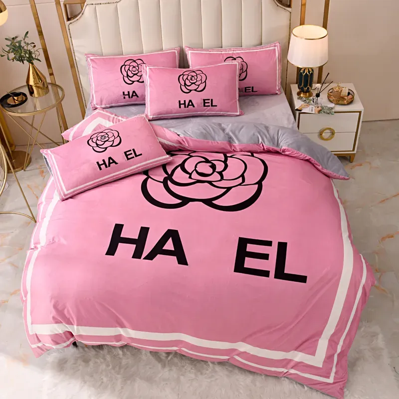 Size Distinctive designer bedding simply pure color letter bedroom bedroom household items luxury skin friendly 4pcs set bedding set solid color JF015
