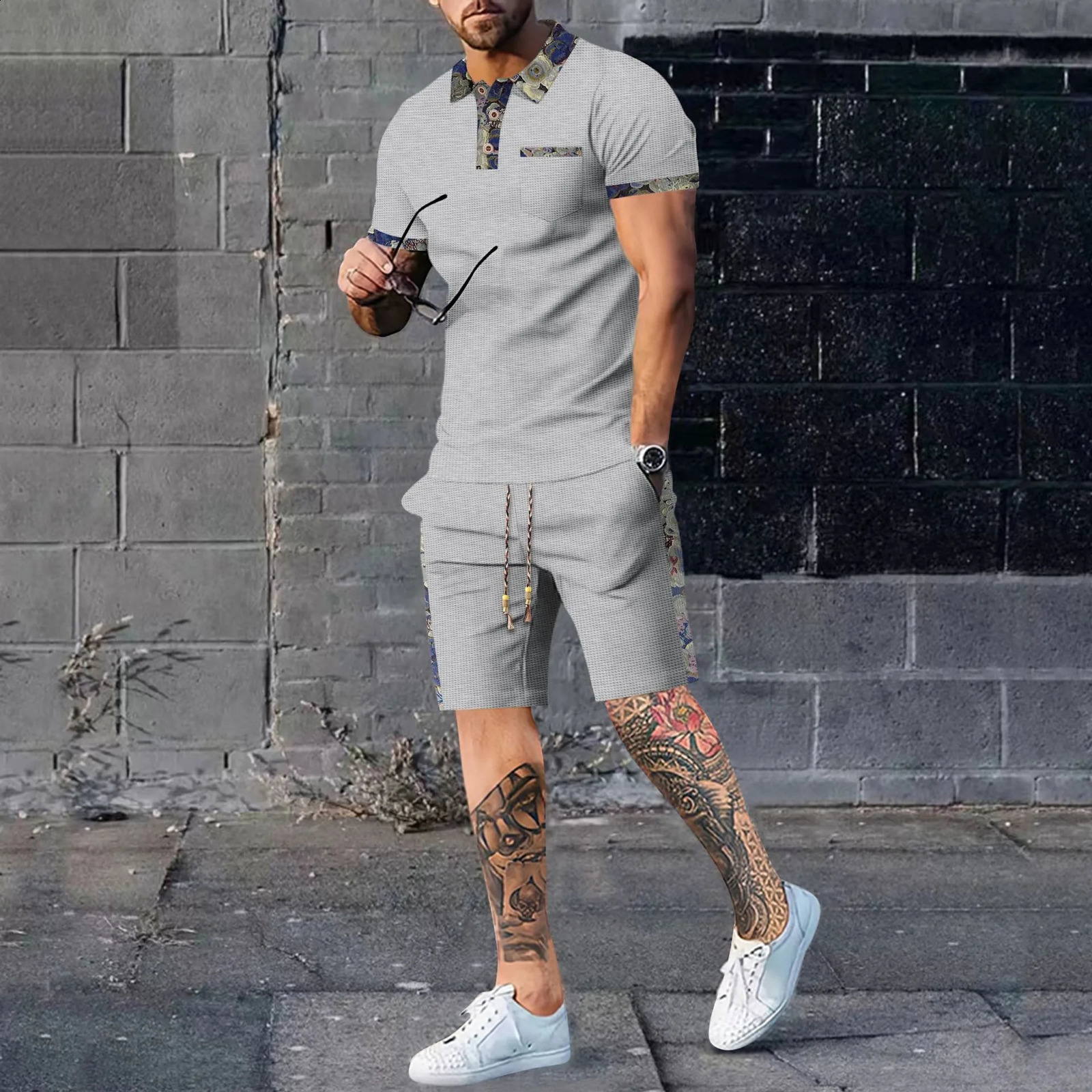 Mens latest summer two-piece pocket T-shirt top and patchwork bear shorts are selling worldwide 240812