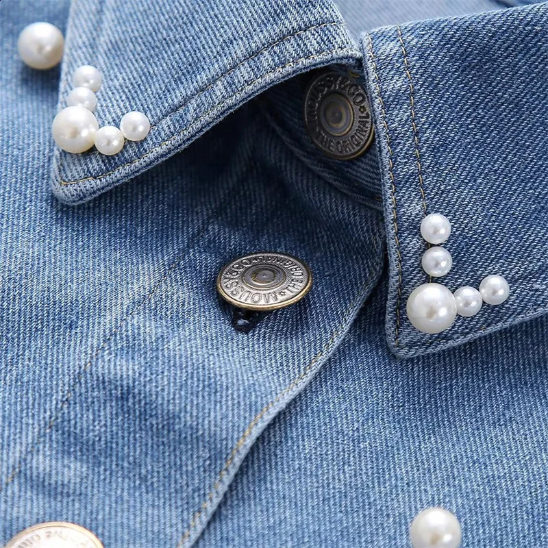 KEYANKETIAN Autumn Womens Pearl Embellished Denim Shirt French Style Fashion Buttons Long Sleeve Loose Crop Top Chemise 240812