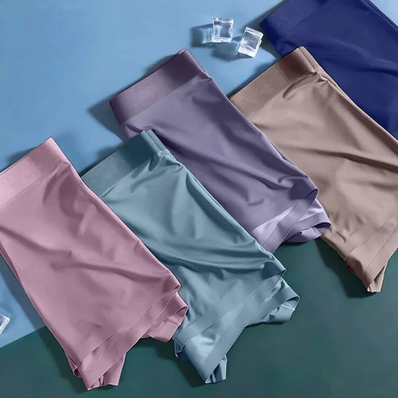 Men Panties Ice Silk Seamless Boxer Underwear Male Ultra-Thin Soft Breathable Bulge Underpants Sexy Mens Briefs Solid Color 240812