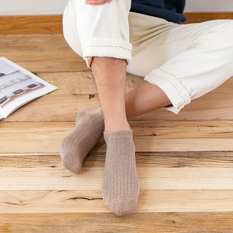 2024 Solid Color Mens SpringSummer Thin Low cut Boat Socks Breathable Short Tube Cotton Socks Invisible Socks 240812