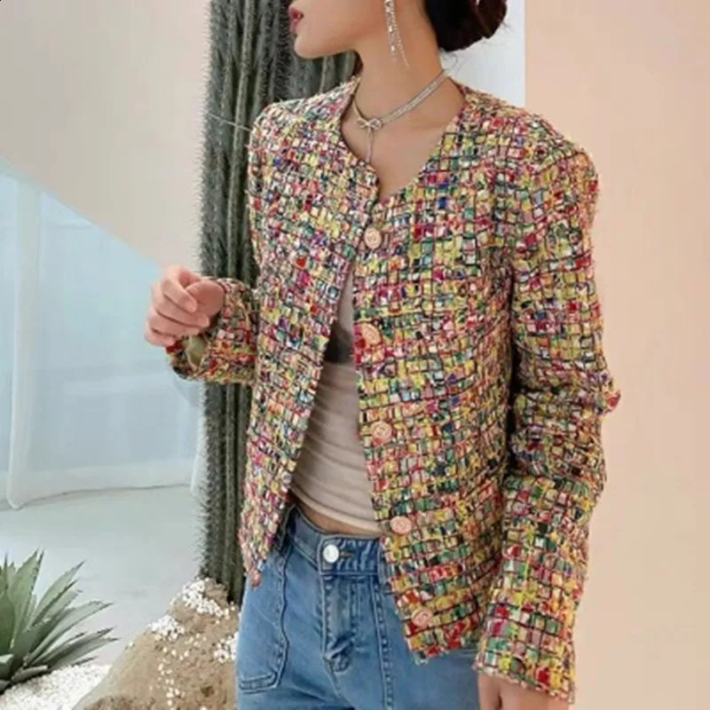 Autumn And Winter Tweed Short Jacket Womens Unique Temperament Color Plaid Jacket Fashion Retro Ladies High-quality Jacket 240812