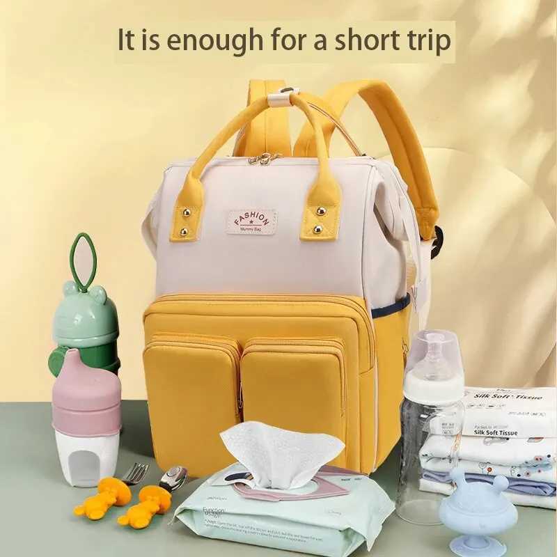 Large capacity mother and baby bag lightweight and multifunctional mother bag portable waterproof handbag womens backpack W240812