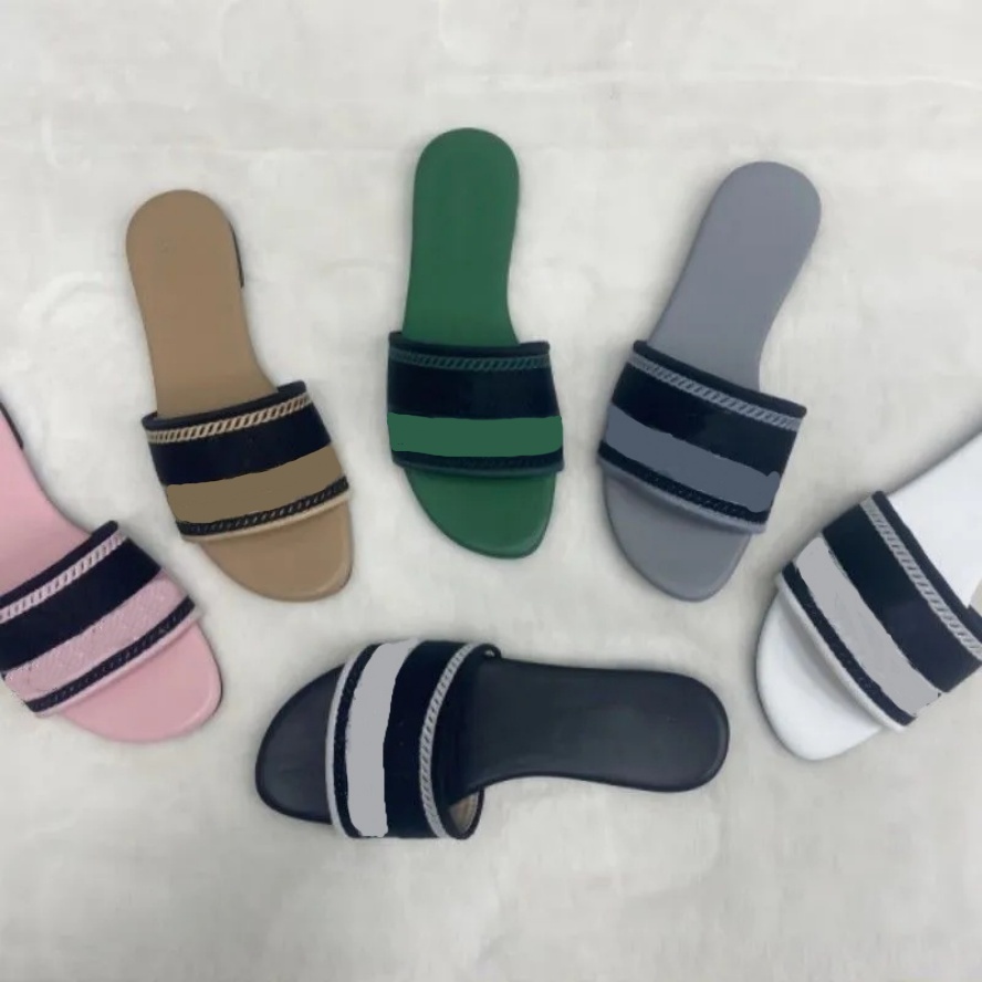 2024 P Embroidered Dazzle Designer Womens Sandals Summer Beach Stripes Casual Flat Slippers Sliders Women Ladies Flip